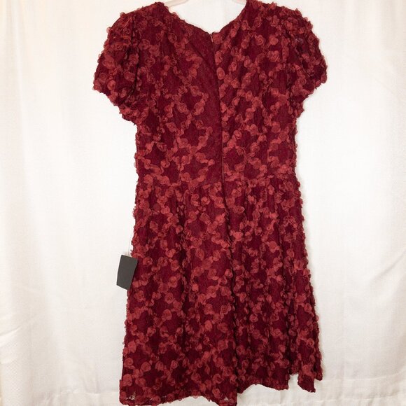 Lulus NWT Burgundy Lace Dress L | 3D Floral Appliqué Wedding Guest Outfit - Picture 6 of 15